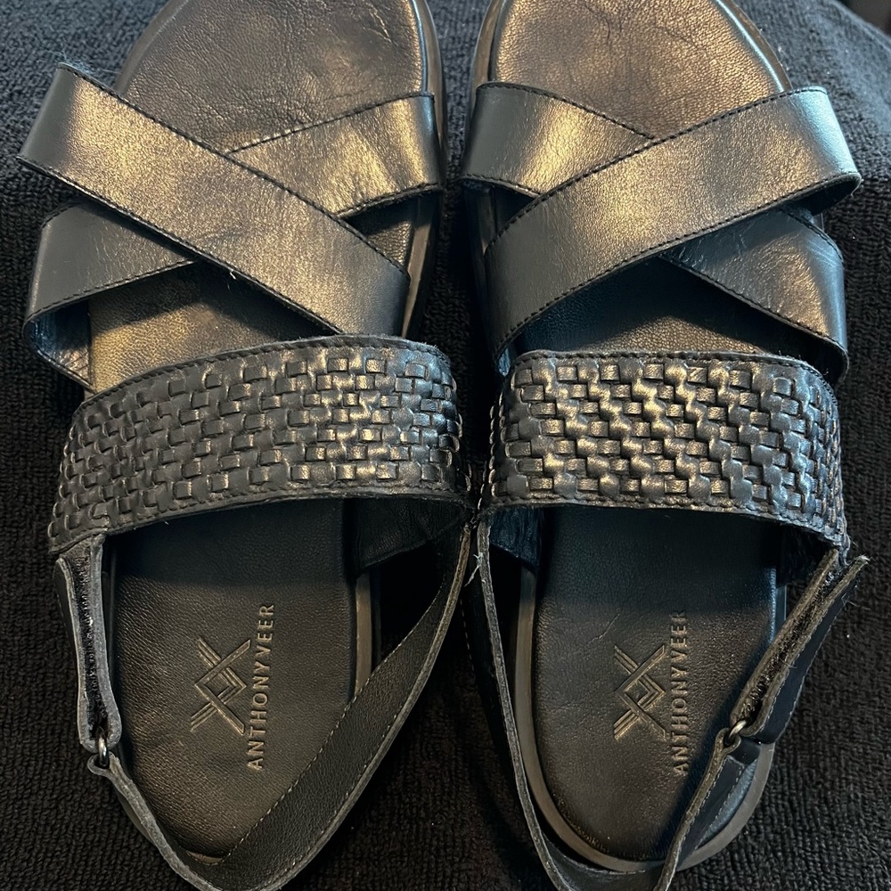 Black Men's Sandals